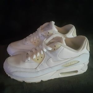 Nike Air Max sz 6y